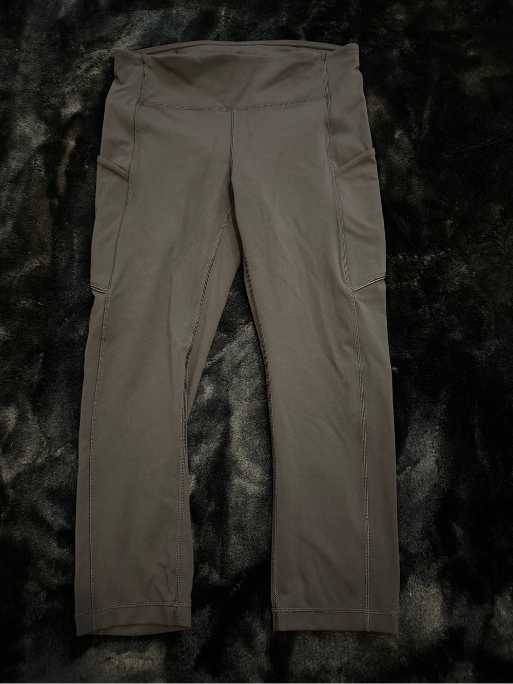 Lululemon Speed Up Crop 21”
